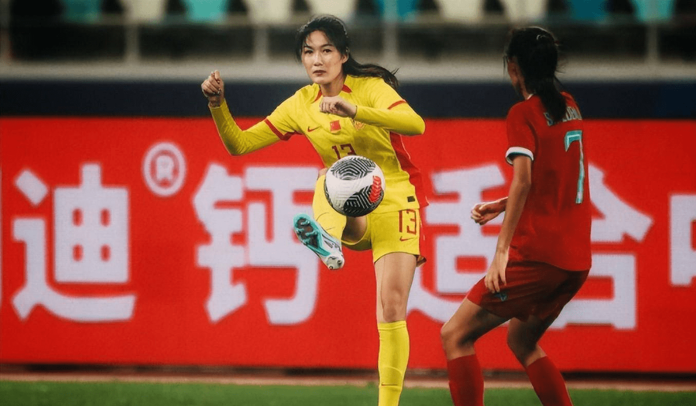 关于中国女足队员在比赛中展现实力,为国争光的信息 关于中国女足队员在比赛中展现实力,为国争光的信息