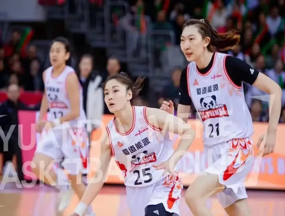 比赛过程中,球队紧绷的神经让人心疼又心痛的简单介绍 比赛过程中,球队紧绷的神经让人心疼又心痛的简单介绍