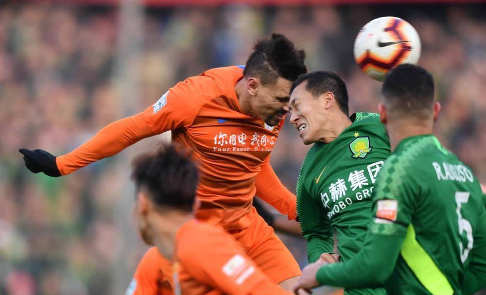 PG电子线上登入-中超联赛一触即发，球队备战状态紧张