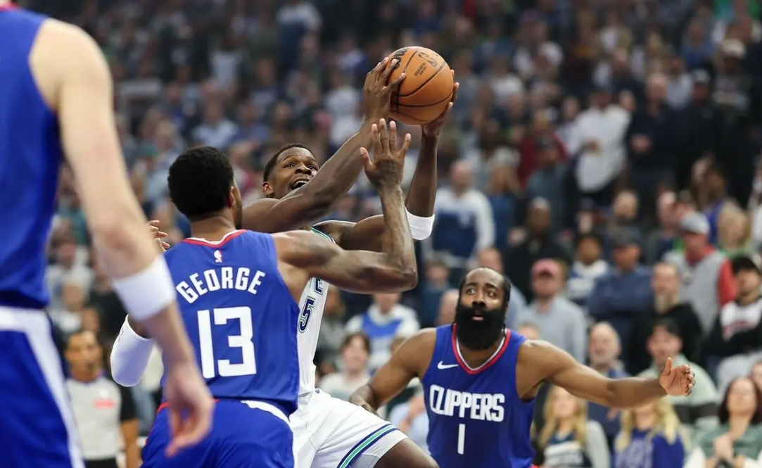 PG电子官方-快船联手再战，力阻对手夺冠