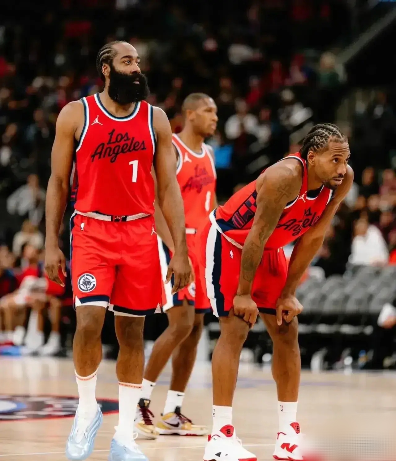 PG电子官网入口-火箭大胜对手，哈登攻防俱佳！