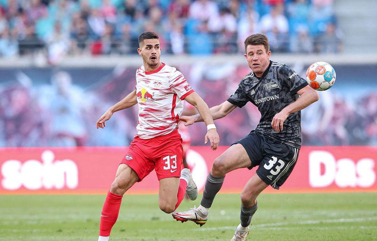 PG电子官方-法兰克福成功击退对手，展现实力