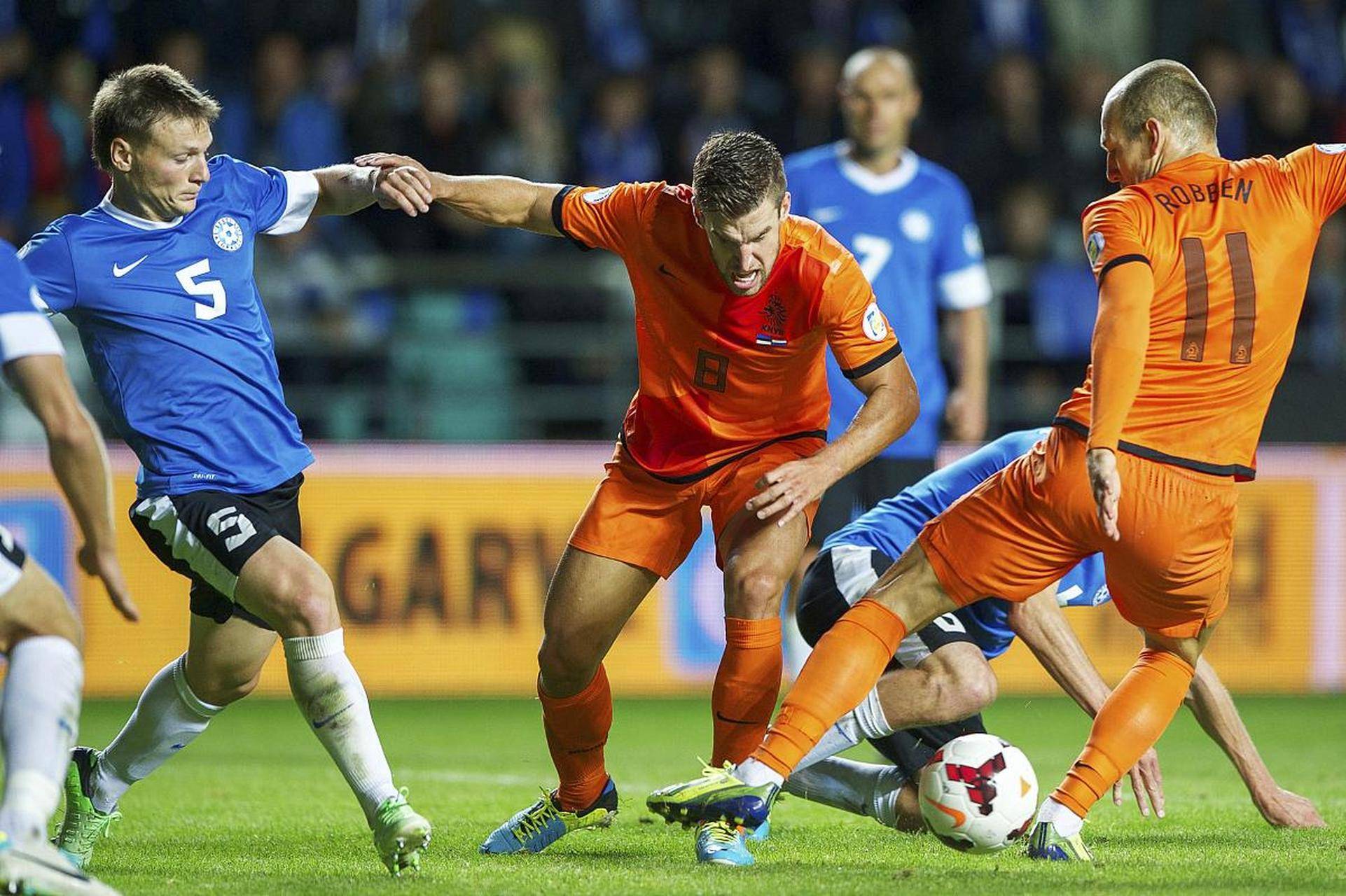 霍芬海姆主场告捷,展望德甲霸主之位 霍芬海姆主场告捷,展望德甲霸主之位