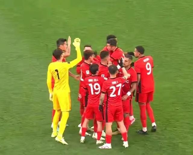 红红火火中超联赛，豪门球队谁能摘取最后桂冠