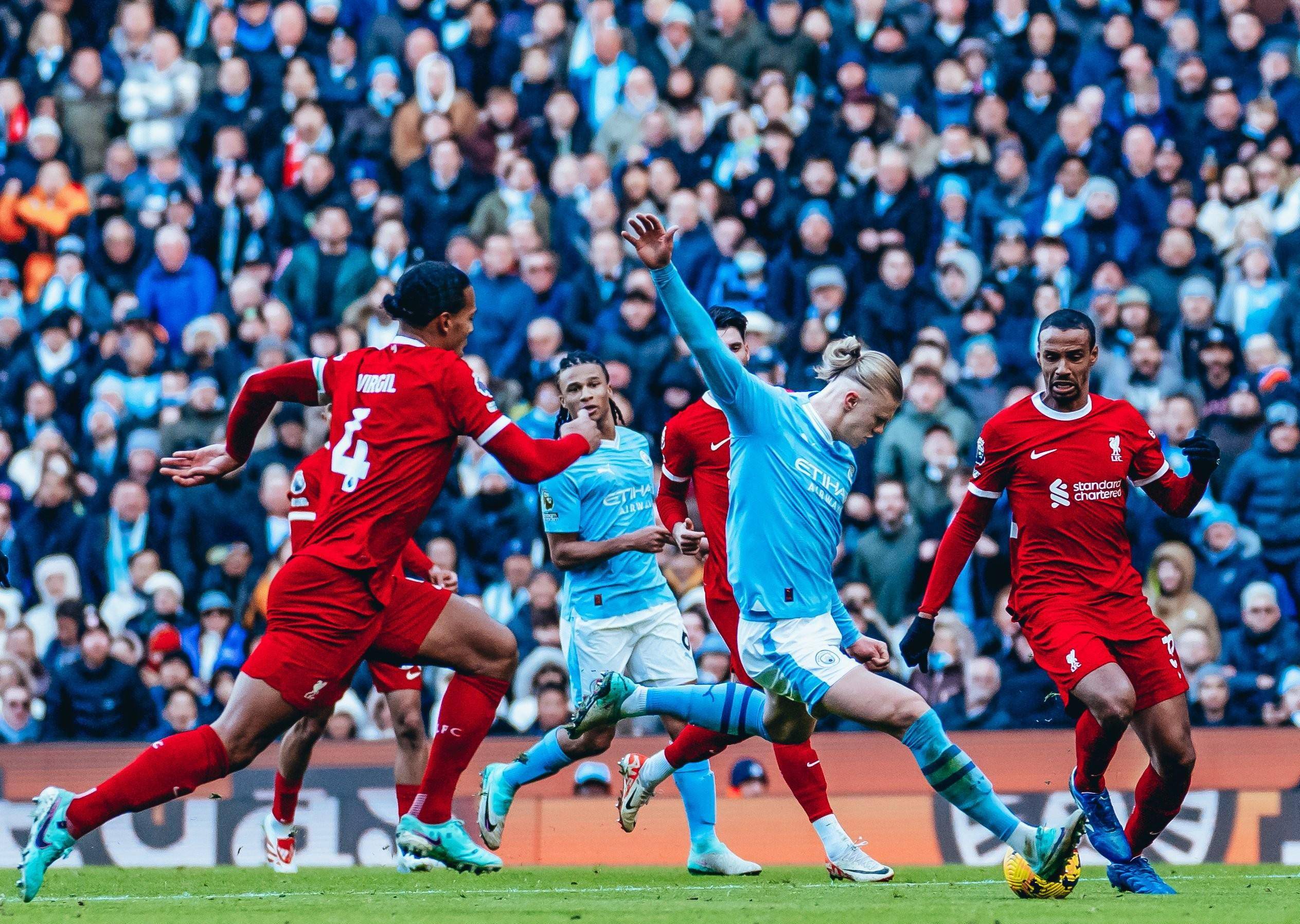 利物浦决意击败曼城,力争下一轮胜利 利物浦决意击败曼城,力争下一轮胜利