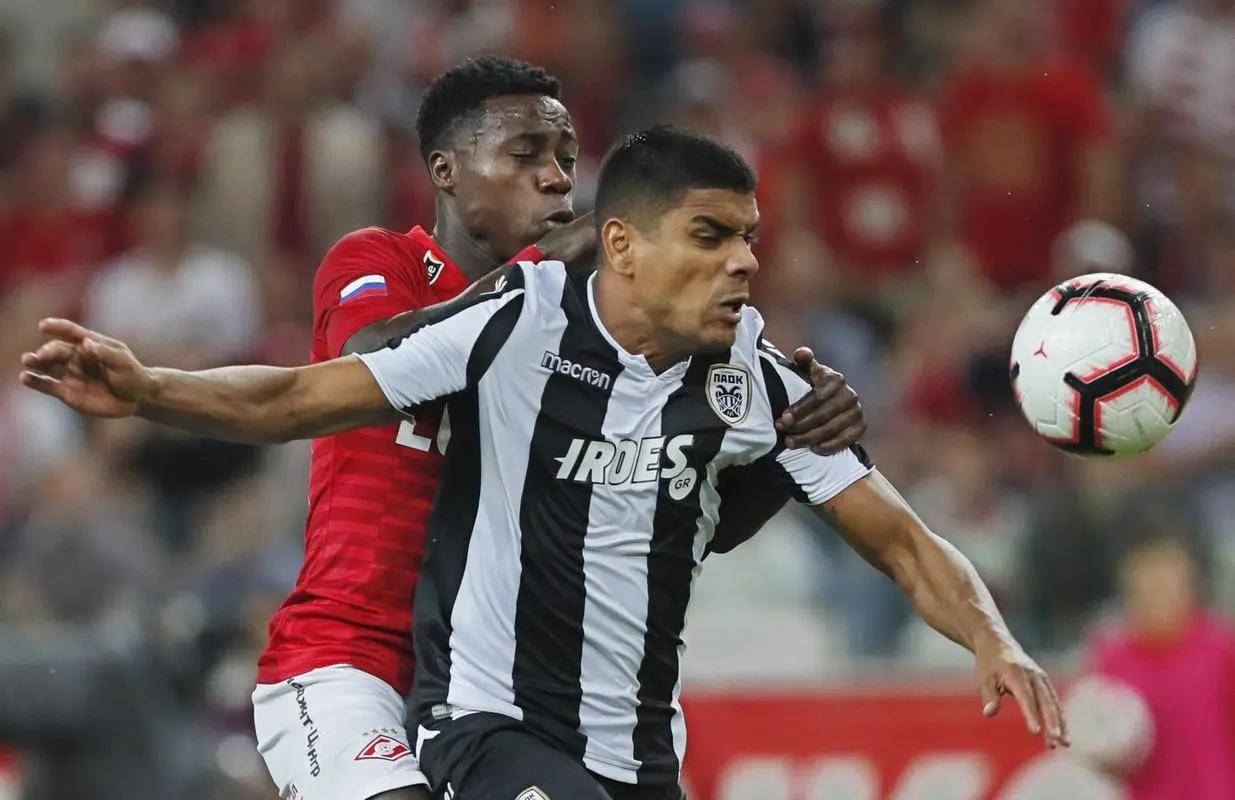 西班牙人大比分击败巴伦西亚,表现抢眼 西班牙人大比分击败巴伦西亚,表现抢眼