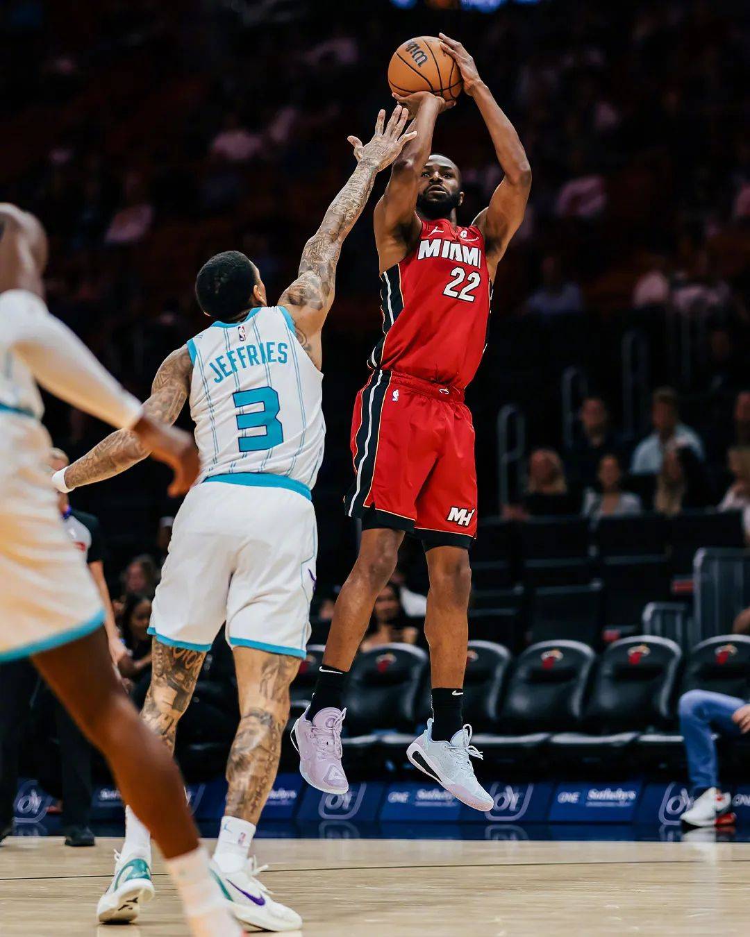 热火再次胜出，阿德巴约带领全队连续第三场获胜的简单介绍