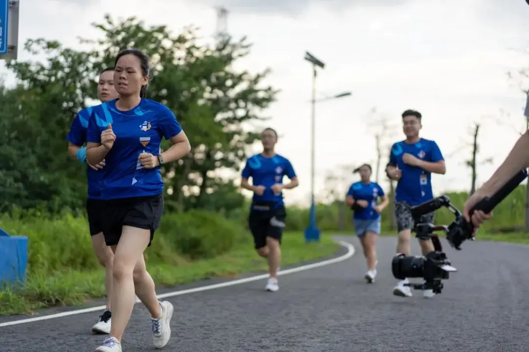 PG中国登录入口-爱沙尼亚队在比赛中奋力冲刺