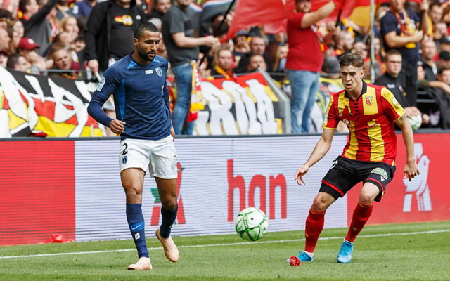 PG电子线上登入-温布尔登竞技主场失利，英乙艰难保级任务持续严峻