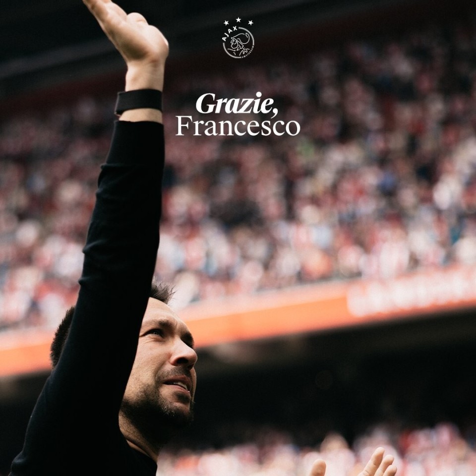 阿贾克斯飒爽英姿不负众望夺冠 阿贾克斯飒爽英姿不负众望夺冠