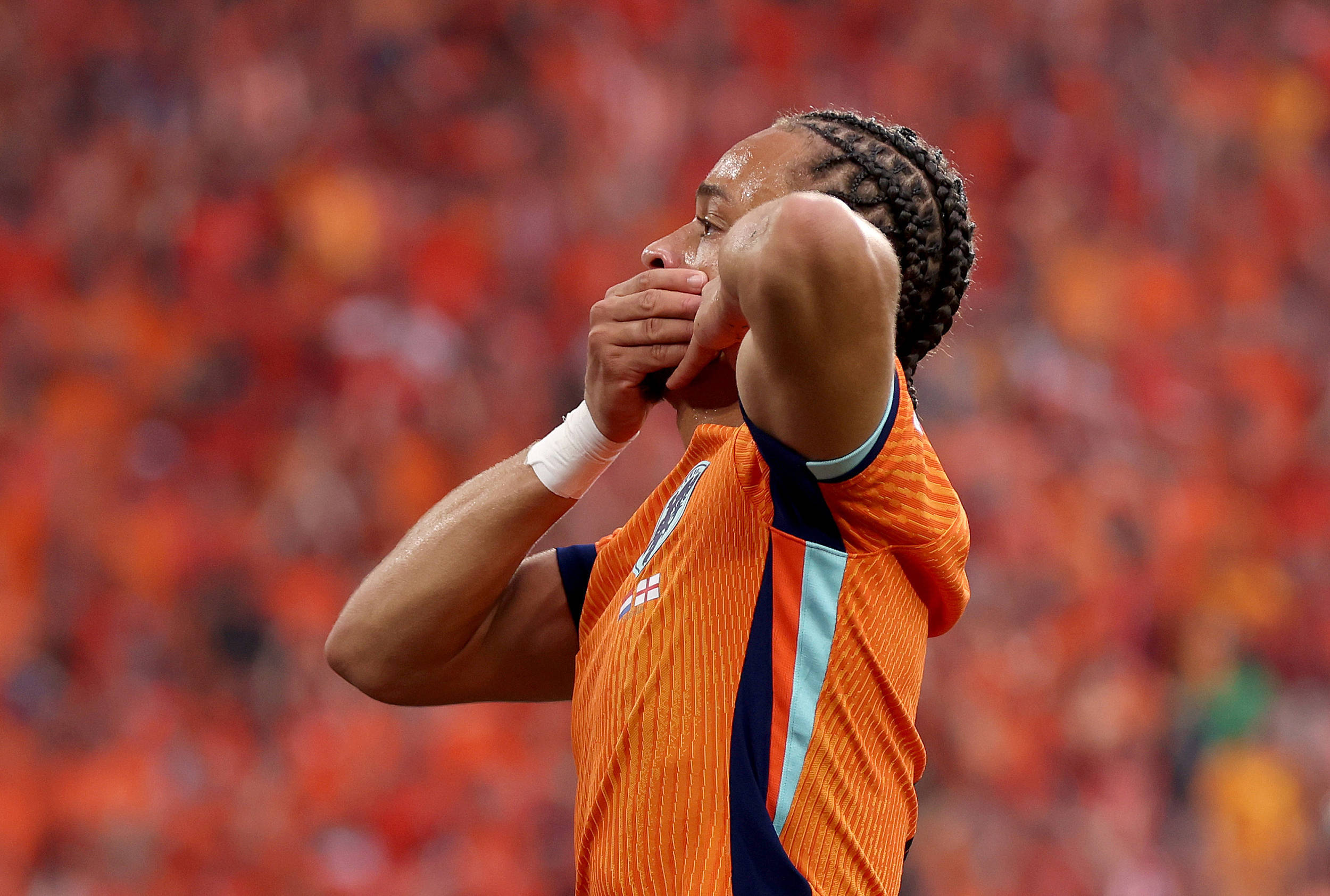 关于英格兰队迎战德国队,雄心壮志必取胜的信息 关于英格兰队迎战德国队,雄心壮志必取胜的信息