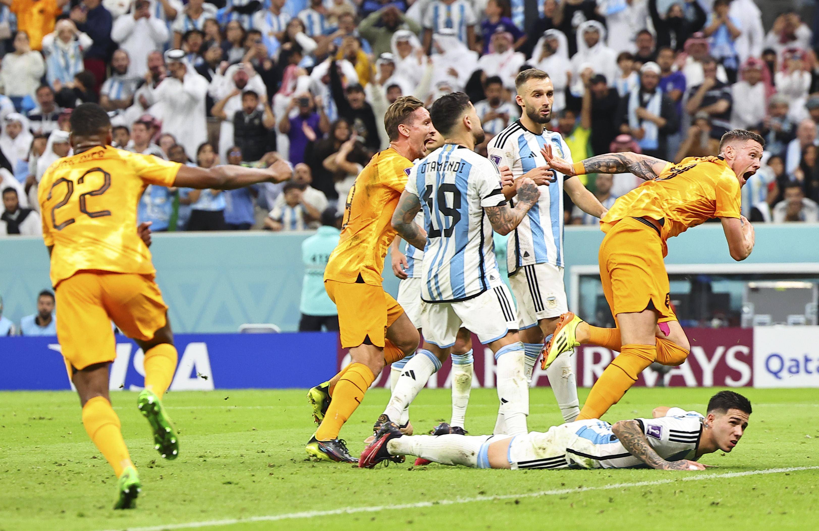 包含荷兰队继续痛失克罗地亚!欧预赛路径阻难的词条 包含荷兰队继续痛失克罗地亚!欧预赛路径阻难的词条