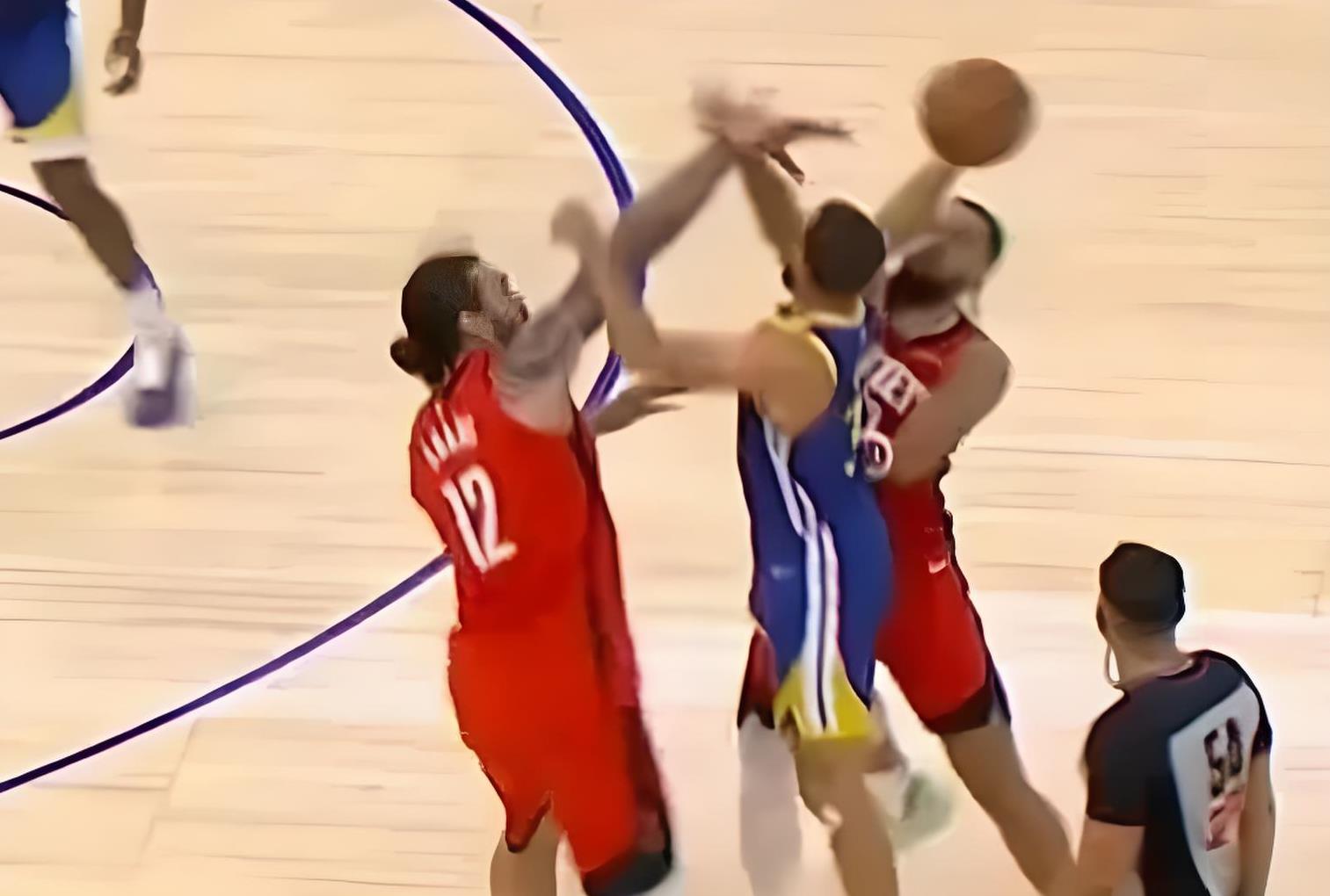 勇士主场不敌湖人,库里遭遇失手 勇士主场不敌湖人,库里遭遇失手