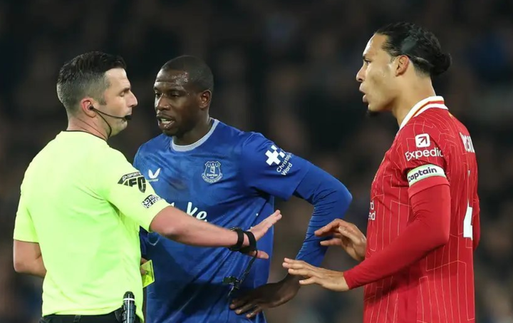 关于埃弗顿主场逼平利物浦,取得宝贵积分的信息 关于埃弗顿主场逼平利物浦,取得宝贵积分的信息