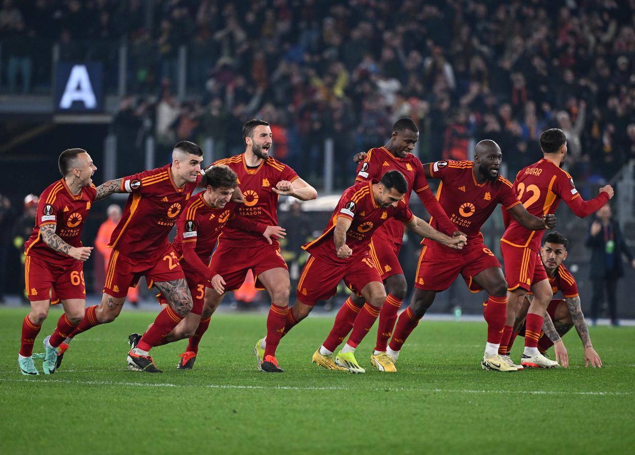 罗马队员为取得连胜拼尽全力 罗马队员为取得连胜拼尽全力