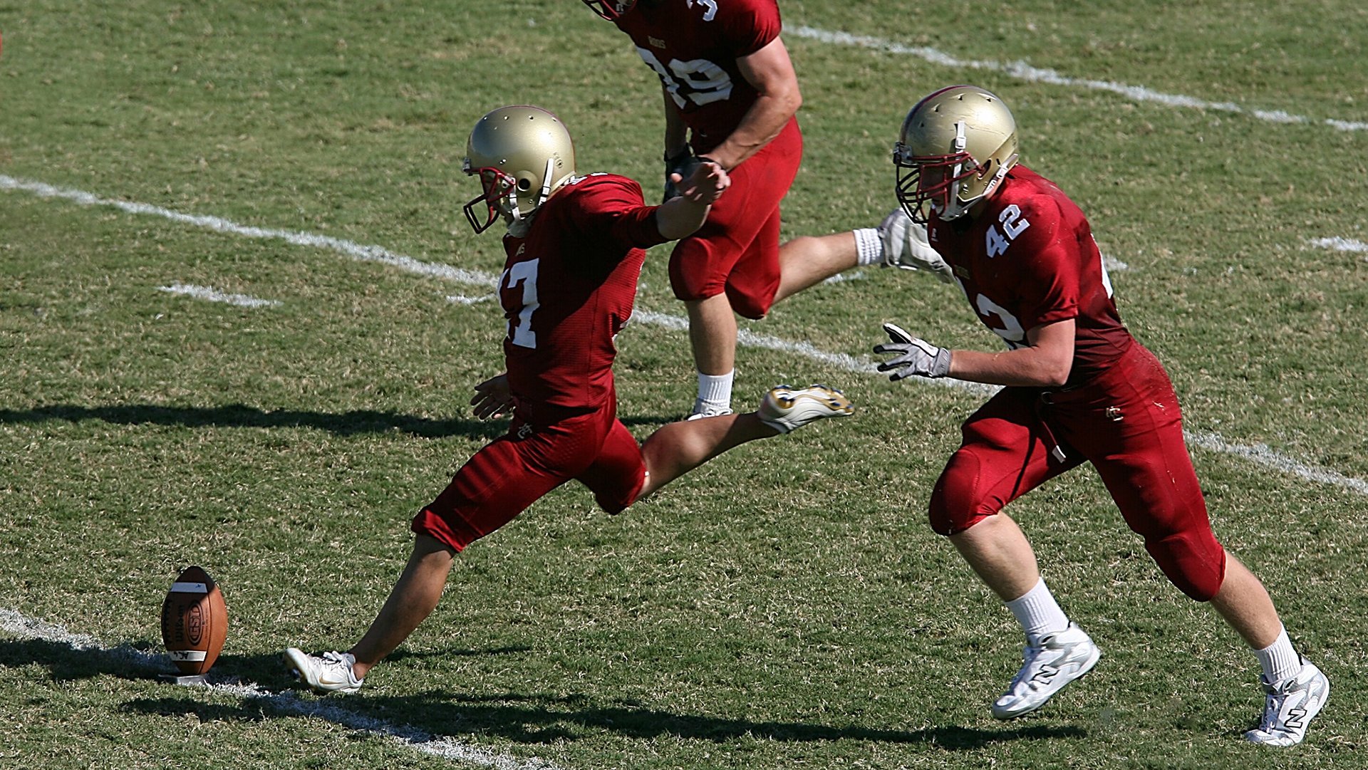 三巨头85分遮天蔽日，西亚卡姆空砍42+10创纪录之夜